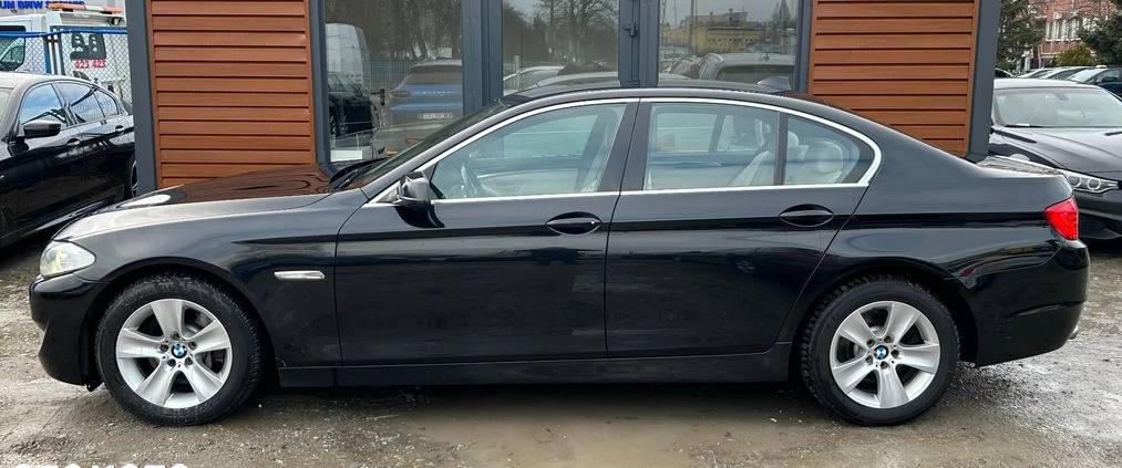 BMW Seria 5 cena 46900 przebieg: 301800, rok produkcji 2010 z Szklarska Poręba małe 92